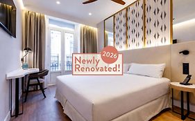 Petit Palace Plaza de la Reina